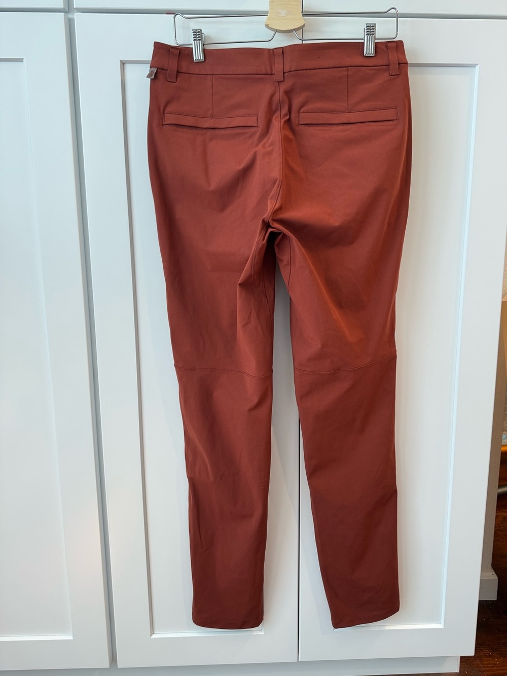 Lululemon Men's Commission Pant Classic -Dark Terra Cotta/Rust. Size 32 - Picture 7 of 14